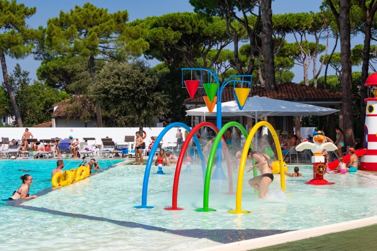 Camping Mare E Pineta Lido di Spina Exterior foto