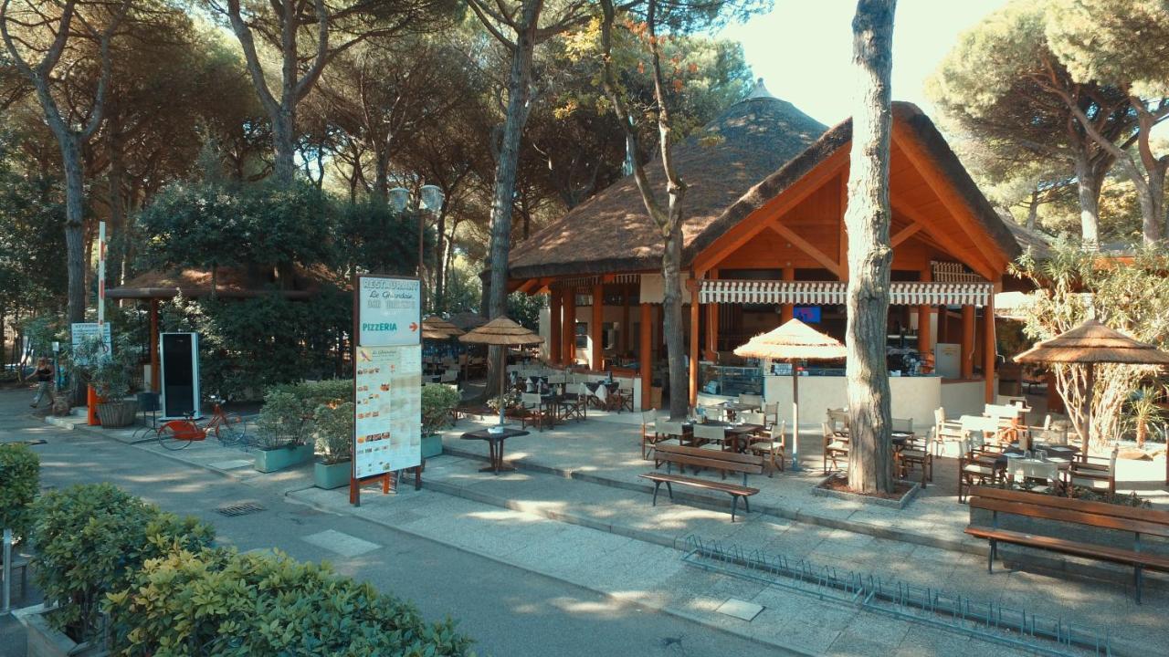 Camping Mare E Pineta Lido di Spina Exterior foto